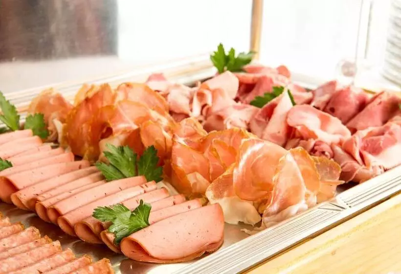 ホテル Gasthof Restaurant Kollar Göbl