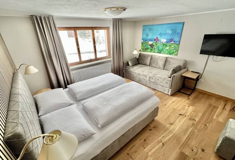 ホテル Haus Schrofenstein