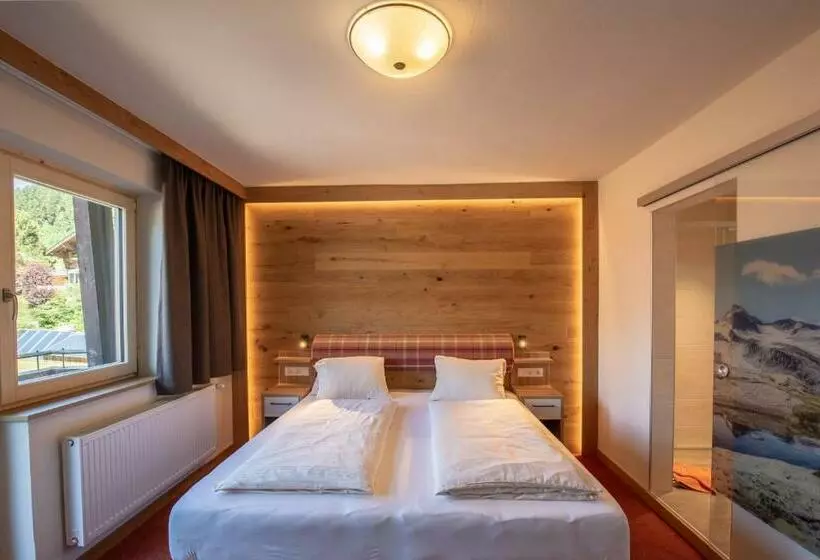 ホテル Hölzl Bed & Breakfast