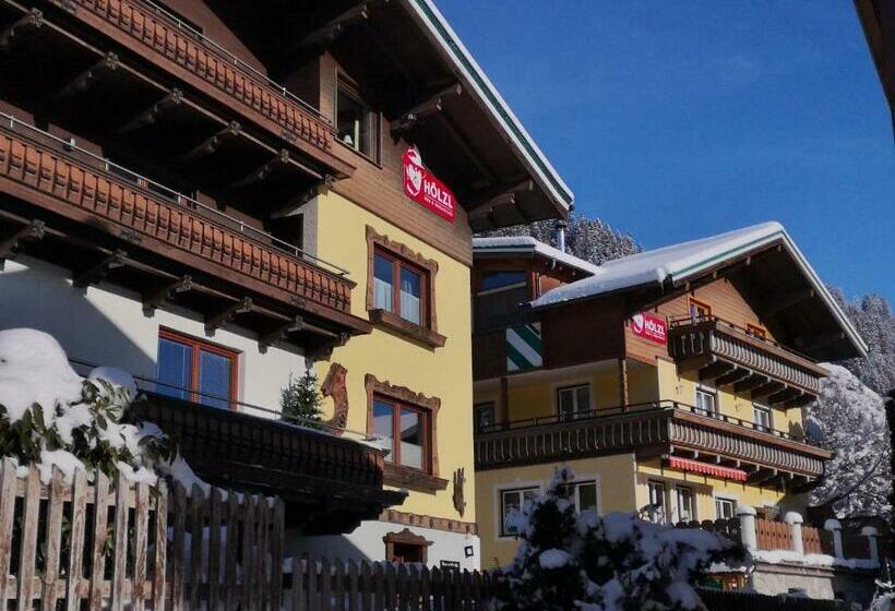 ホテル Hölzl Bed & Breakfast