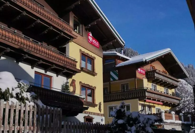 ホテル Hölzl Bed & Breakfast