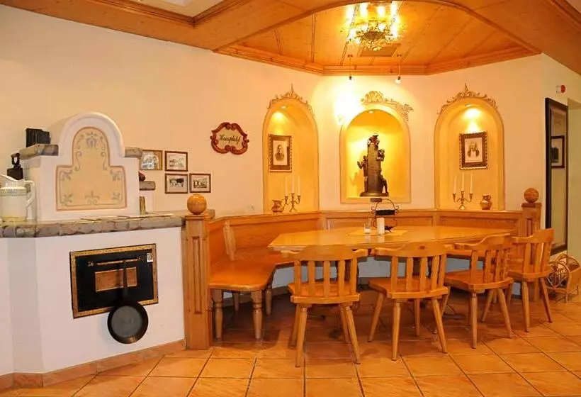 Hotelli Neuwirt