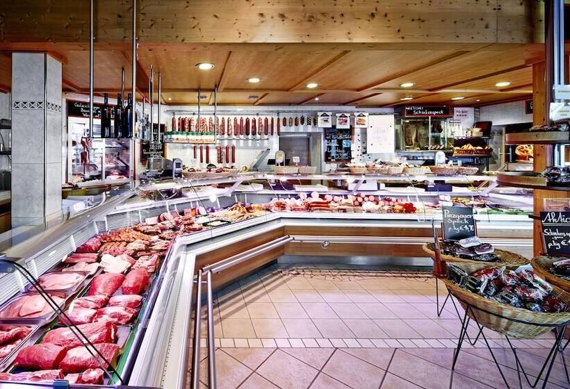 ホテル Pension Oberbräu