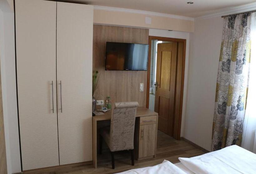 فندق Pension Wachau