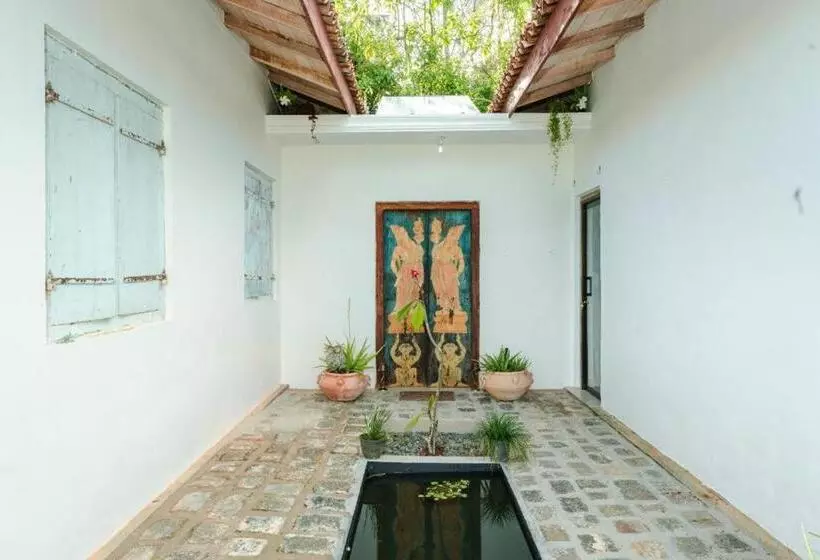 Aamiaismajoitus (B&B) Emel S Retreat By Tropical Magnum   Luxury Boutique Villa