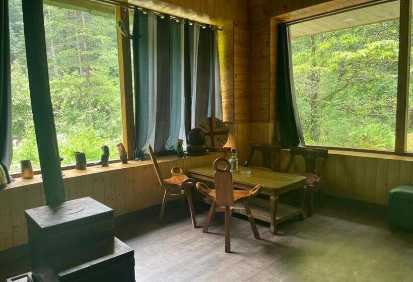 צימר The Great Escape  Jibhi Paradise