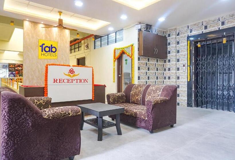 Fabhotel Om Sai Nr Nashik Railway Station