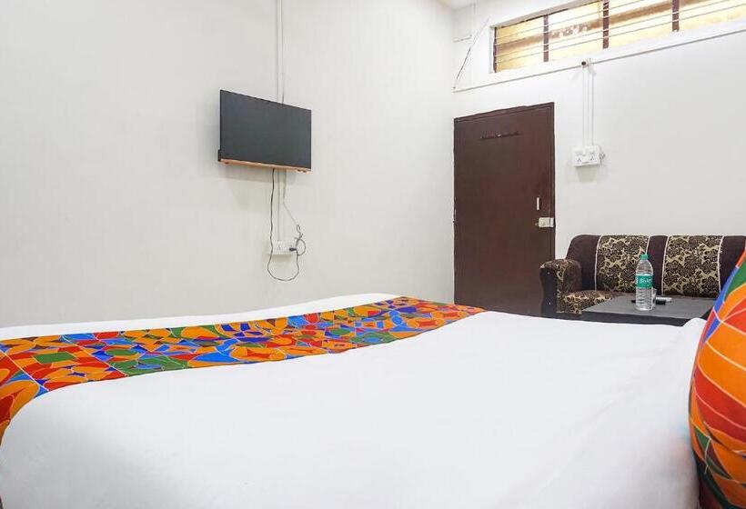 Fabhotel Om Sai Nr Nashik Railway Station