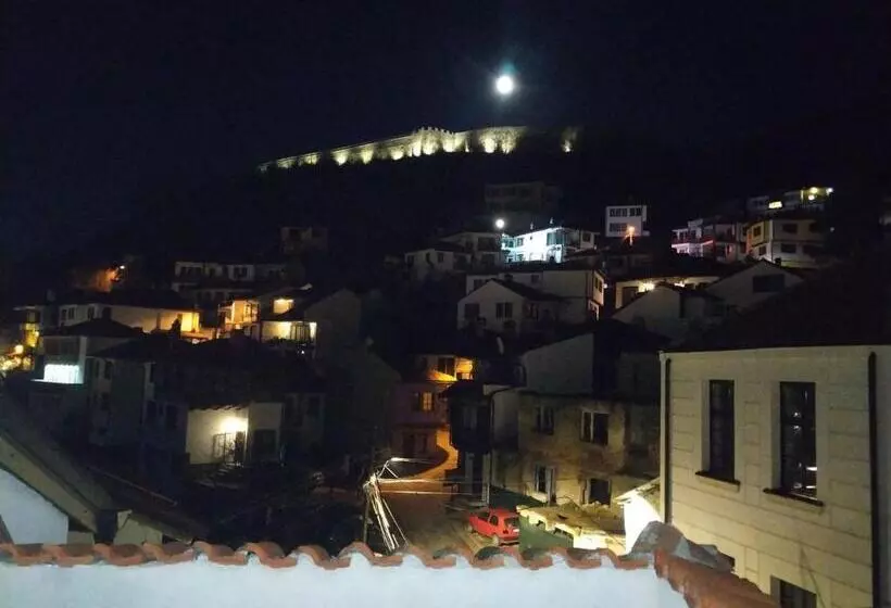 Hostel Ora