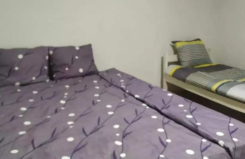 Hostel Ora