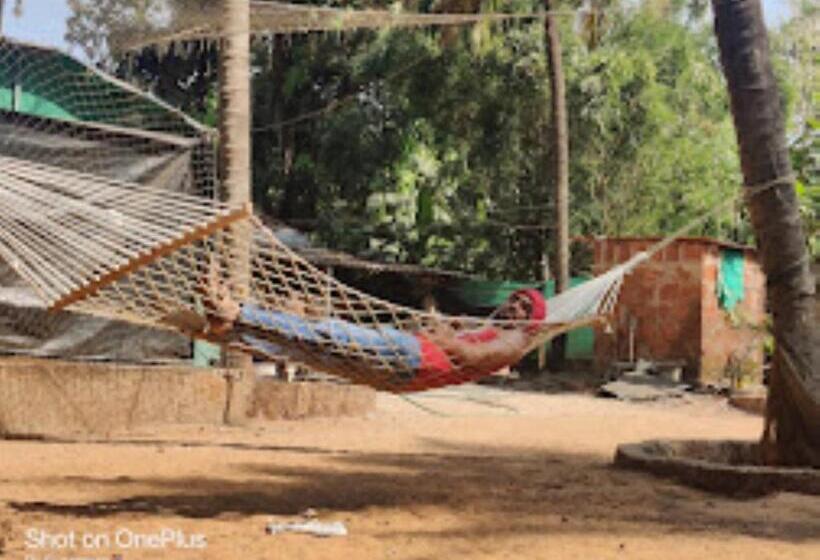 Отель Aaichchha Nyahari Niwas Malvan