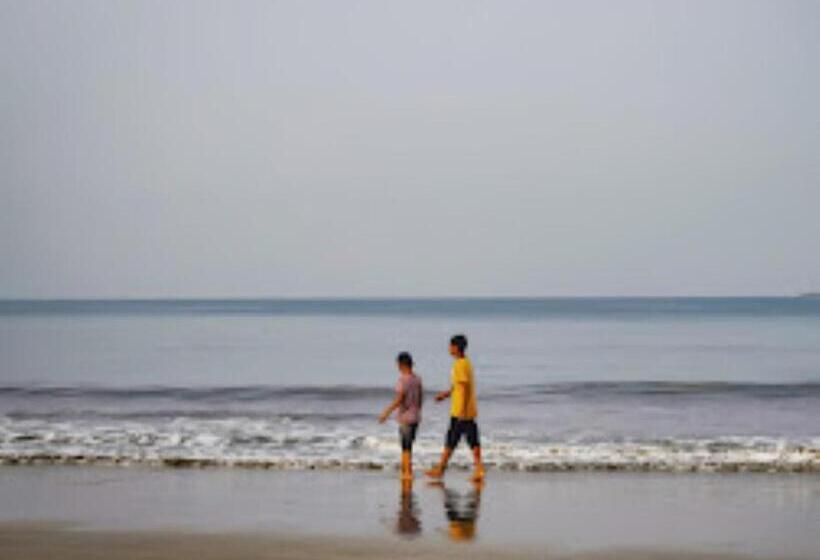 Отель Aaichchha Nyahari Niwas Malvan