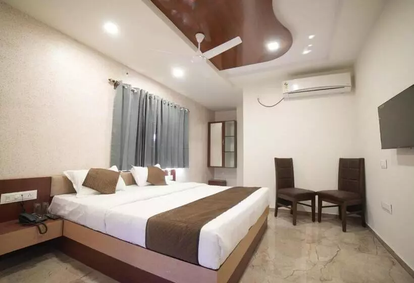 Hotelli Balaji Square