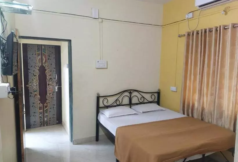 ホテル Subham Holidays Homes