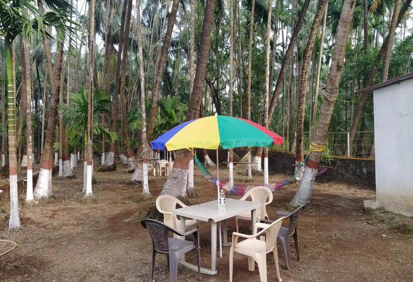 Отель Subham Holidays Homes