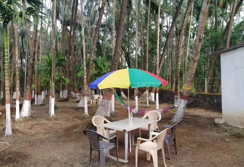 ホテル Subham Holidays Homes
