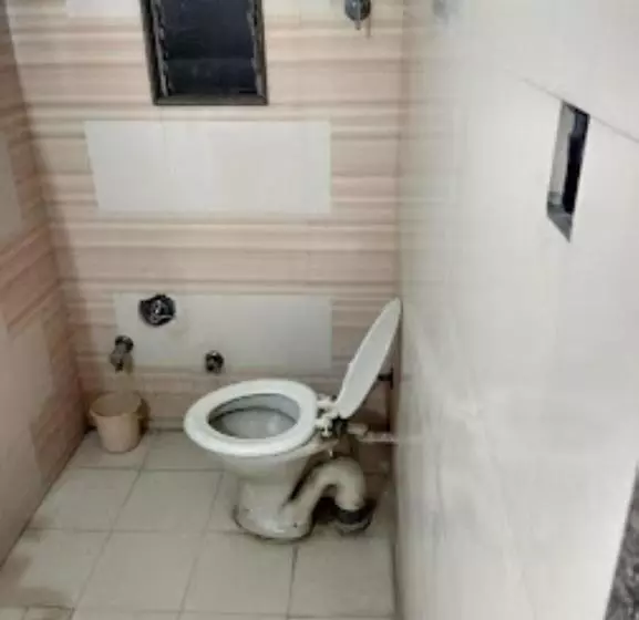 ホテル Suvidha,akola