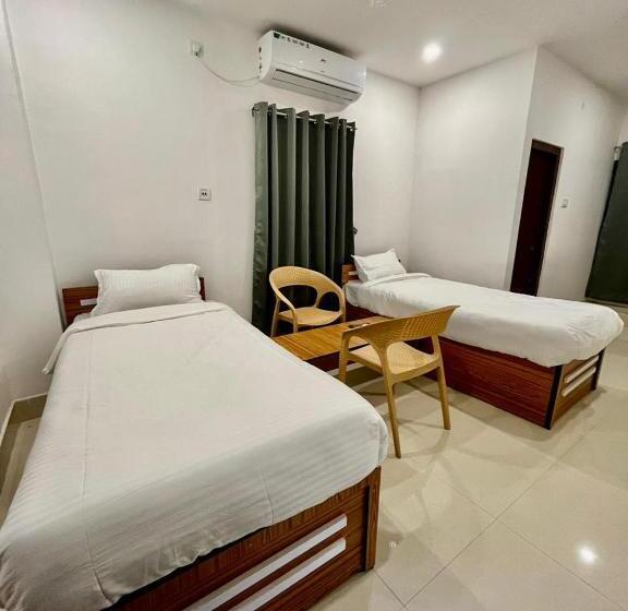 Hotel Collection O The Oviya Grand