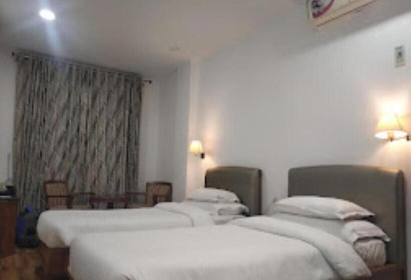 בית מלון כפרי Vivor Kohima