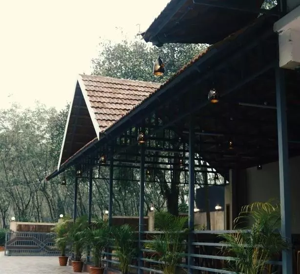 Nature Cascade Resort