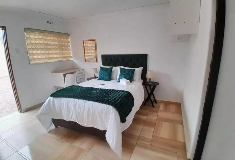 ペンション Finchley Guest House