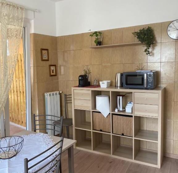 膳宿费 Guerrino’s House