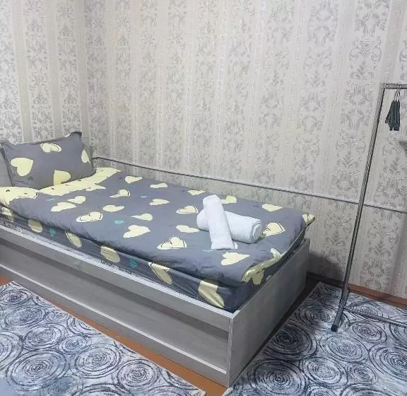 ペンション Qamar Family Guest House