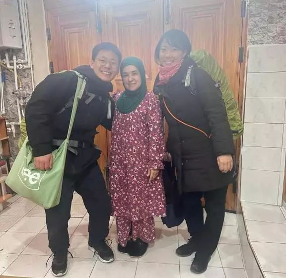 ペンション Qamar Family Guest House