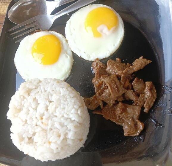 ユースホステル Nay Nildz Pension House