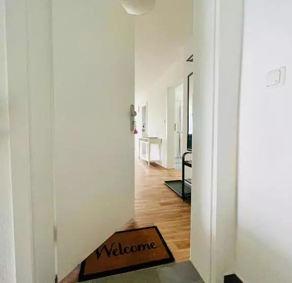 ユースホステル Zweibettzimmer Mit Gemeinschaftsbad ,küche & Wohnzimmer