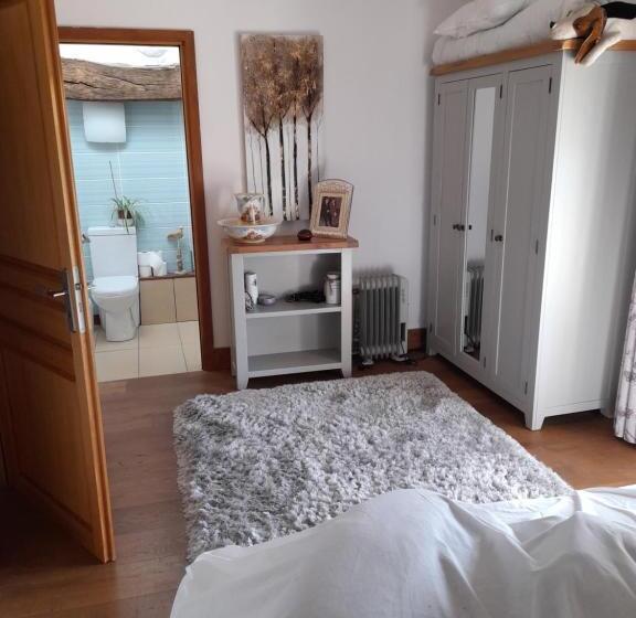 צימר A Barn With A View And Tranquility