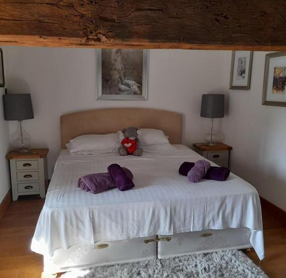 צימר A Barn With A View And Tranquility