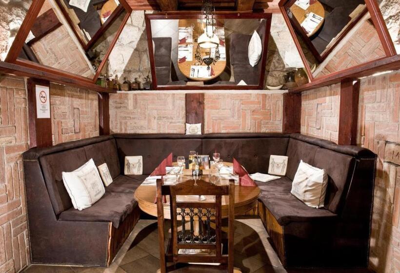 ベッドアンドブレックファースト Castle Resort & Wellness Spa Sóstó