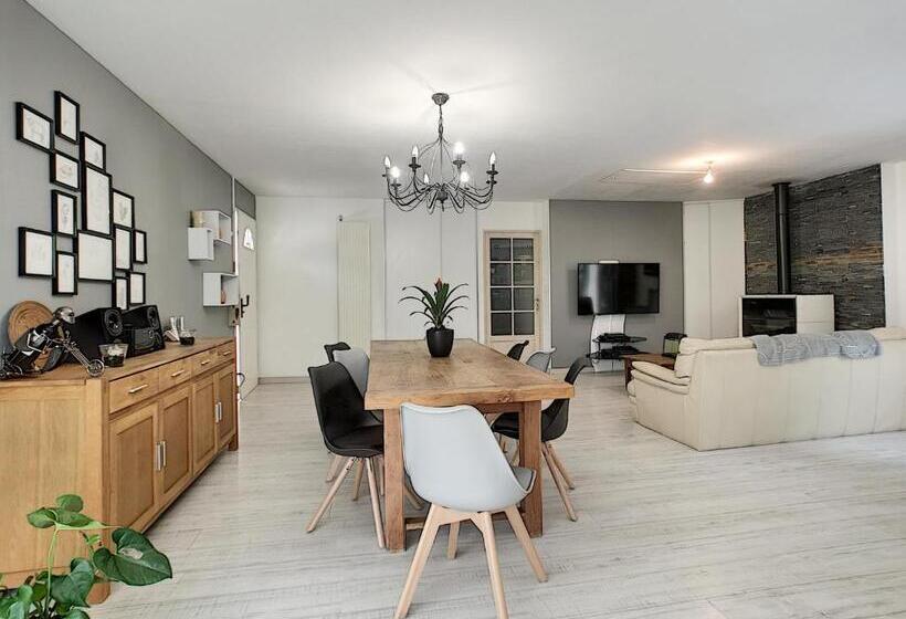 צימר Les Goujatoux Chambre Les Eyzies