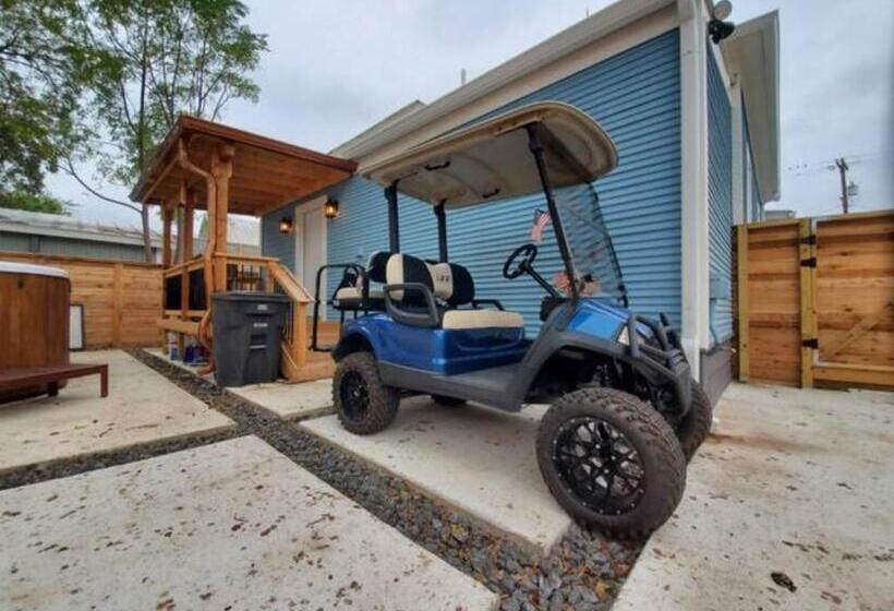 צימר Lux Historic Home Swim Spa Golf Cart