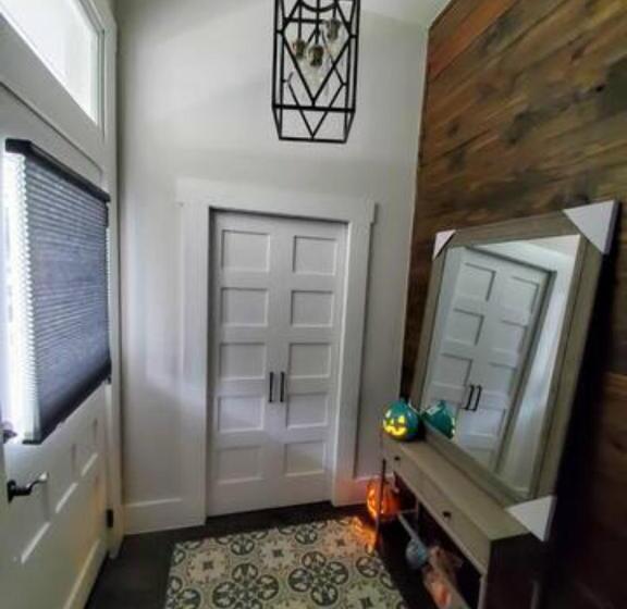 צימר Lux Historic Home Swim Spa Golf Cart