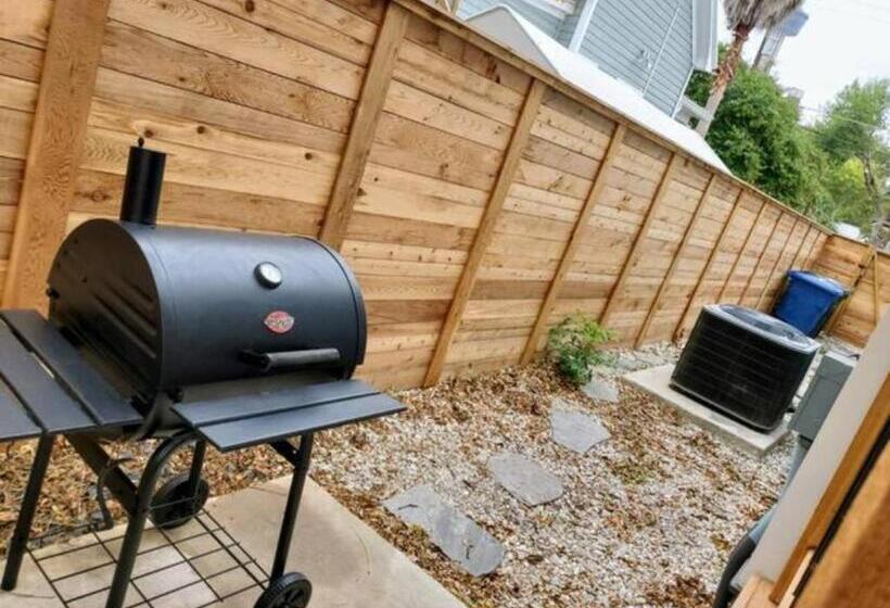 צימר Lux Historic Home Swim Spa Golf Cart