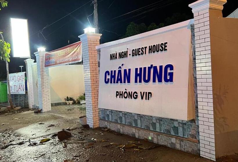 تختخواب و صبحانه Nhà Nghỉ Chấn Hưng