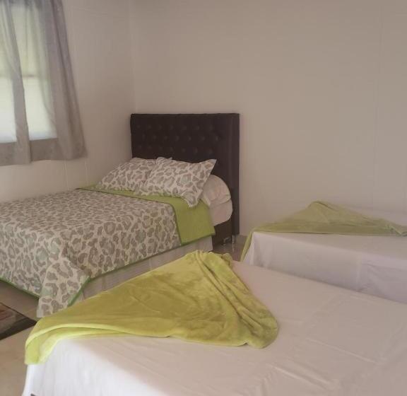 هتل Finca Villa Nathaly