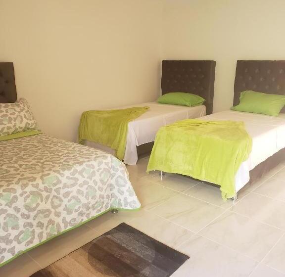 هتل Finca Villa Nathaly