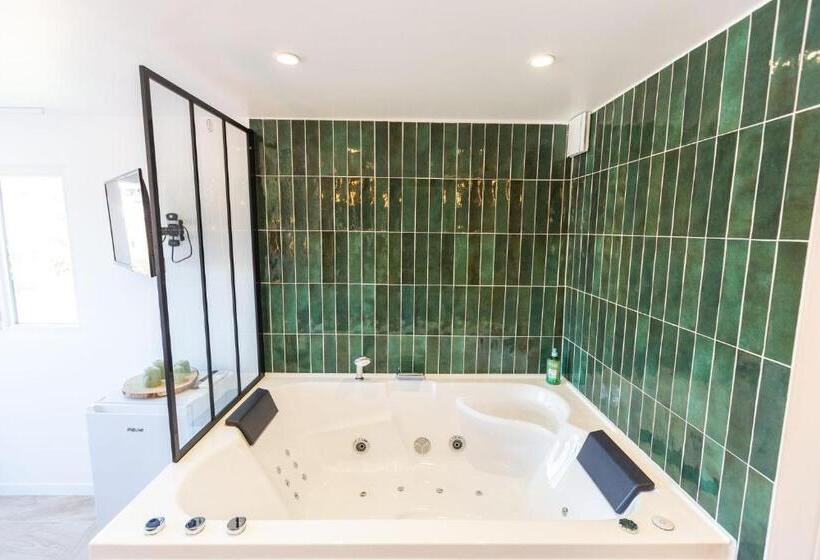 هتل Love Room Du Mont D Or