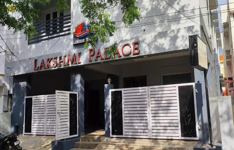 ホテル Pph Living Lakshmi Palace