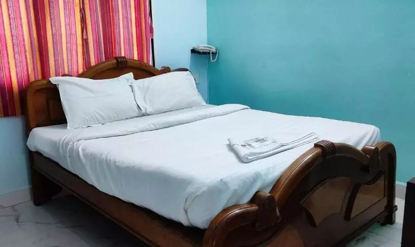 ホテル Pph Living Lakshmi Palace