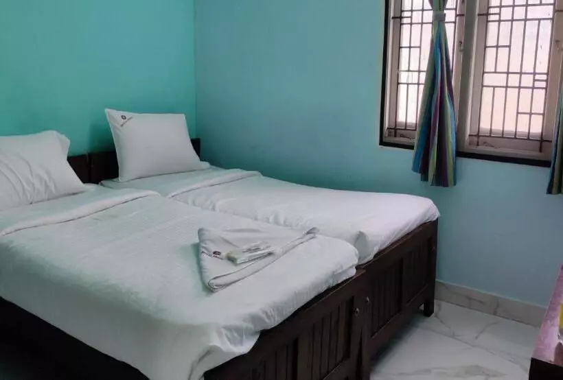 ホテル Pph Living Lakshmi Palace