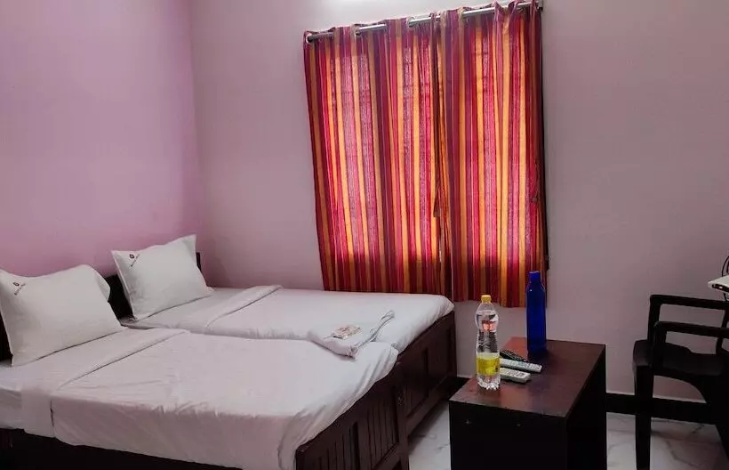 ホテル Pph Living Lakshmi Palace
