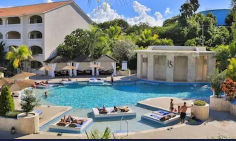 هتل Presidential Suite By Lifestyles