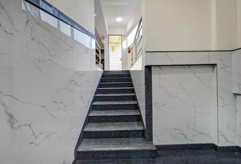 ホテル Spot On Sln Comforts