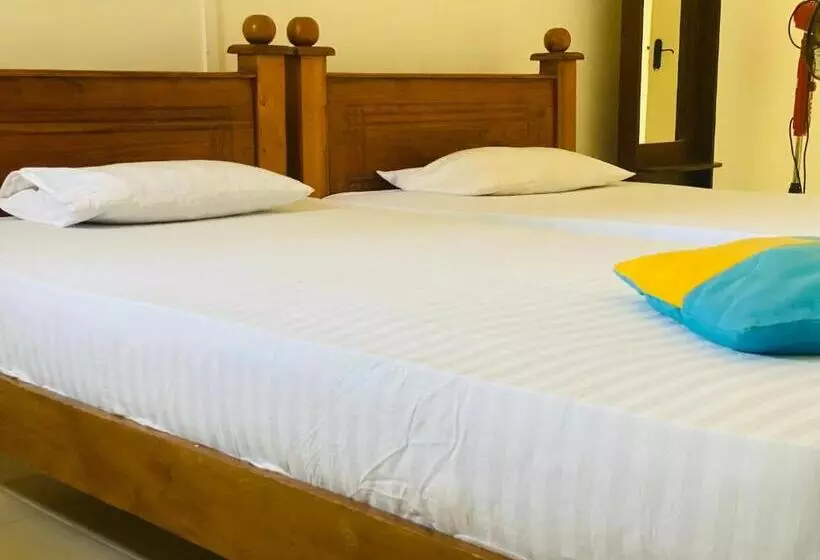 Hotelli Sunflower Inn