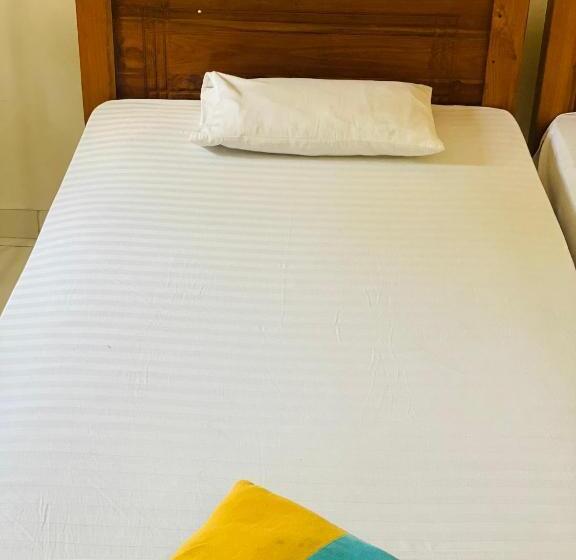 ホテル Sunflower Inn