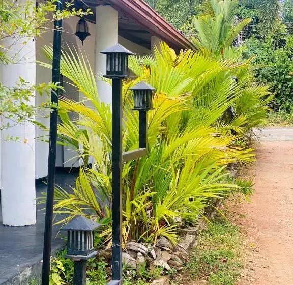 Hotelli Sunflower Inn